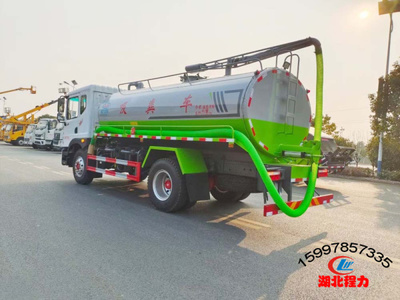 國六東風(fēng)大多利卡D9吸糞車12方 專業(yè)高效的環(huán)衛(wèi)利器